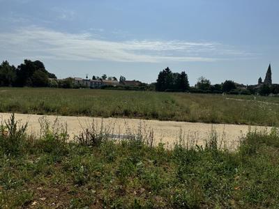 Terrain constructible - 589 m²