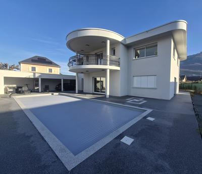 Maison contemporaine - 276 m² - 7 pièces