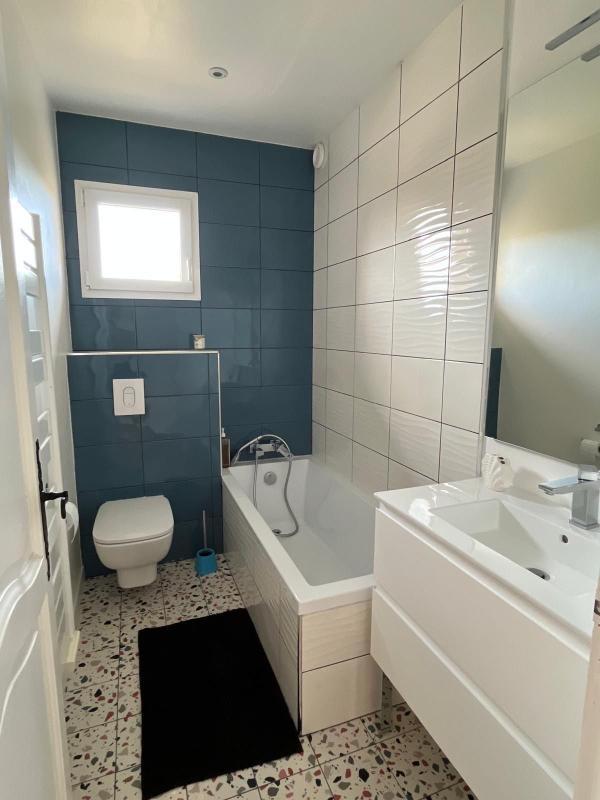 Maison - 180 m² - 5 pièces