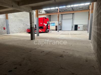 Local d'activité / Entrepôt - 577 m² - 1 pièce
