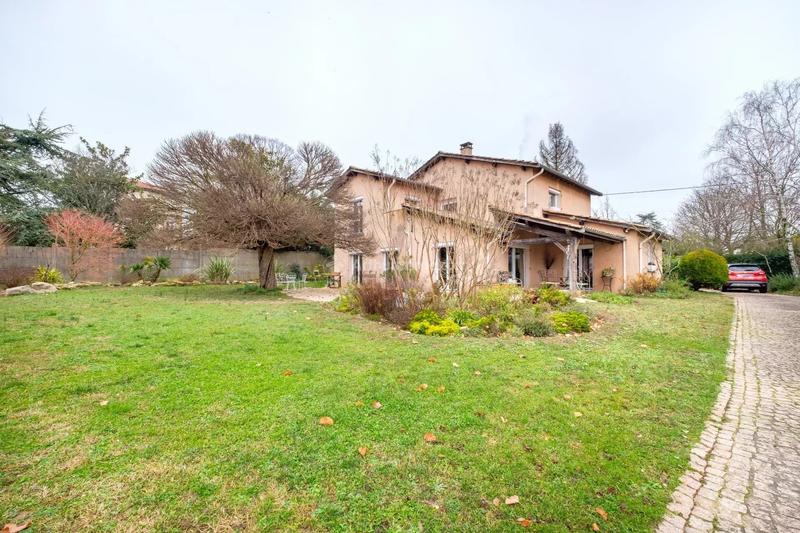 Maison - 190 m² - 7 pièces