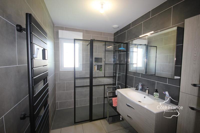 Pavillon - 92 m² - 4 pièces