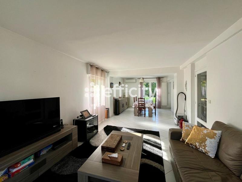 Maison - 135 m² - 6 pièces