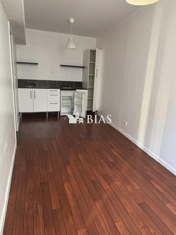 Appartement - 18 m² - 1 pièce