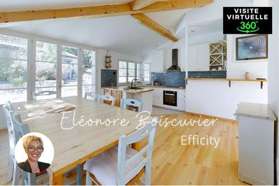 Maison - 141 m² - 6 pièces