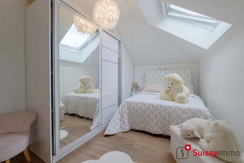 Maison - 168 m² - 8 pièces