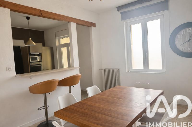 Maison - 180 m² - 8 pièces