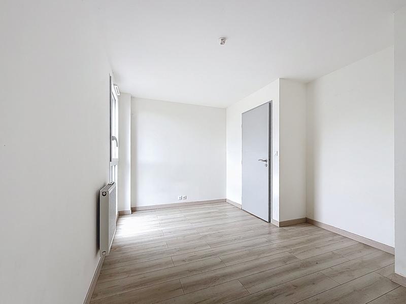 Maison - 178 m² - 8 pièces