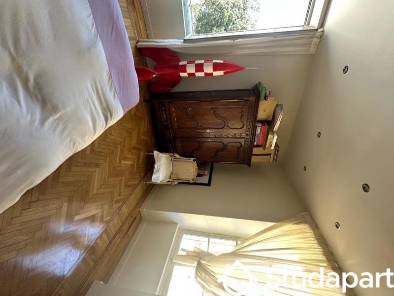 Chambre - 25 m² - 1 pièce