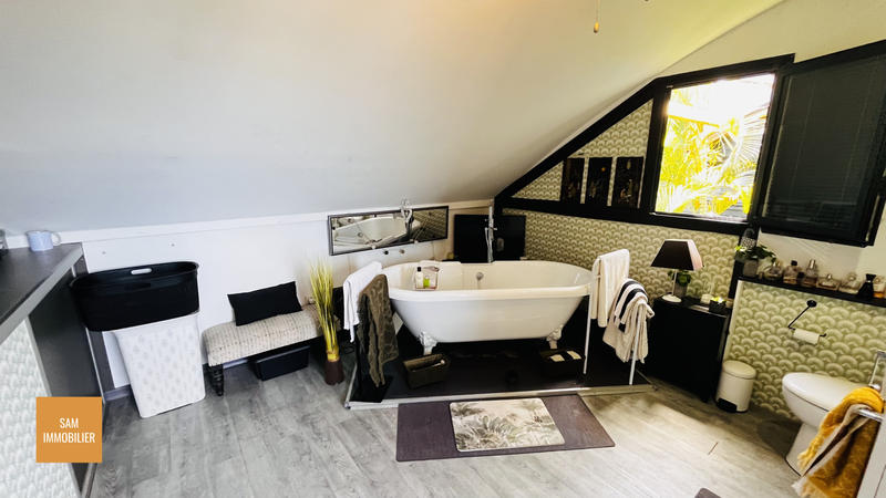 Villa - 153 m² - 6 pièces