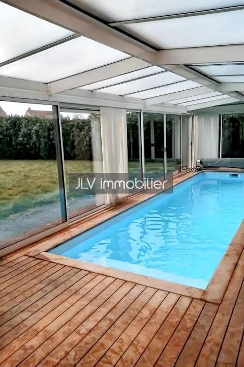 Maison - 114 m² - 8 pièces