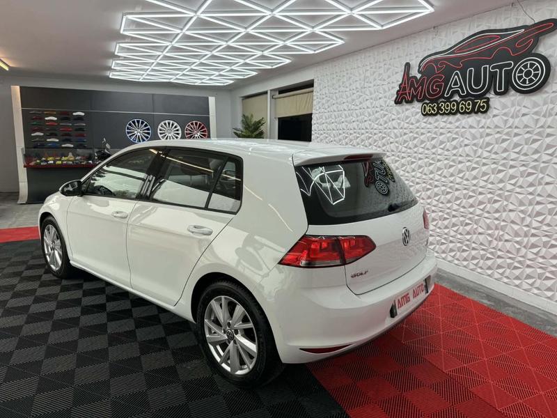 Volkswagen Golf VII 1.2 TSi 16v Blue Motion s&amp;S 90 Cv