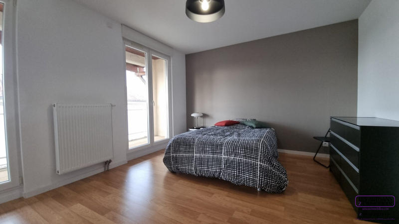 Maison - 185 m² - 7 pièces