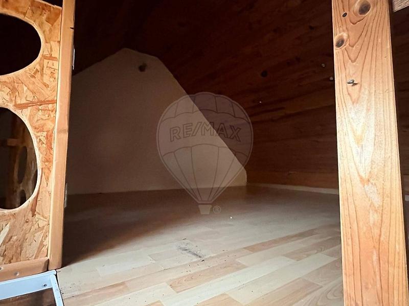 Maison - 213 m² - 12 pièces