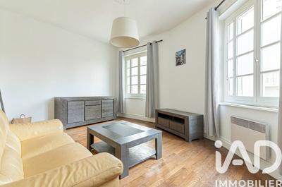 Appartement - 94 m² - 4 pièces