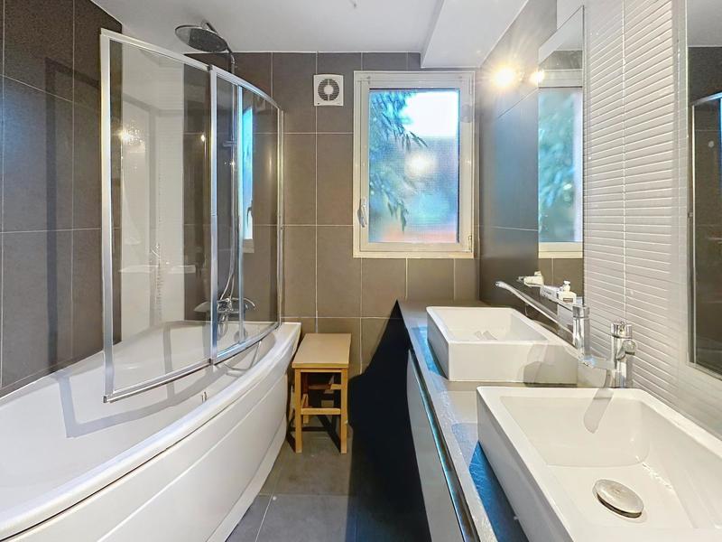 Maison - 122 m² - 4 pièces