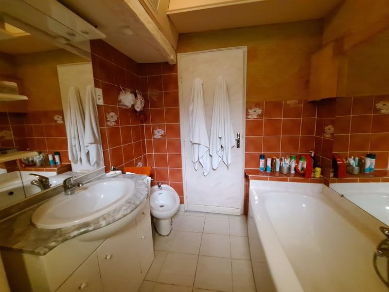 Maison - 166 m² - 7 pièces