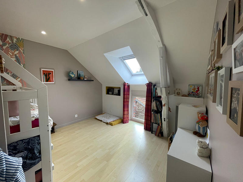 Maison - 200 m² - 7 pièces