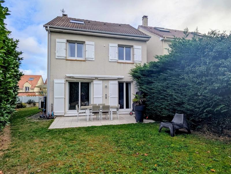 Maison - 122 m² - 5 pièces