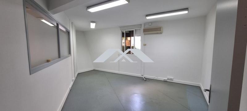 Bureau - 189 m²