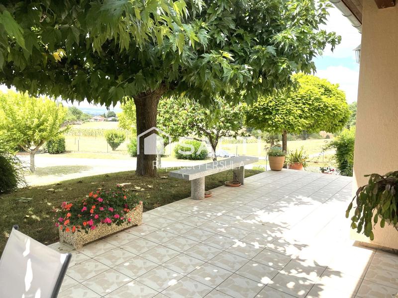 Maison - 121 m² - 5 pièces