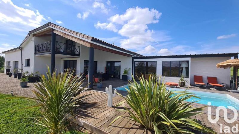 Maison de maîtres - 200 m² - 4 pièces