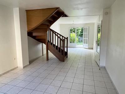 Maison - 101 m² - 5 pièces