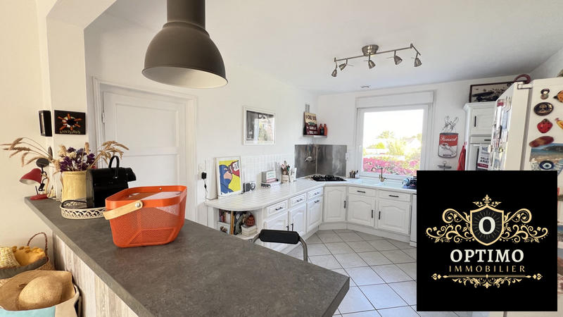 Maison traditionnelle - 163 m² - 6 pièces