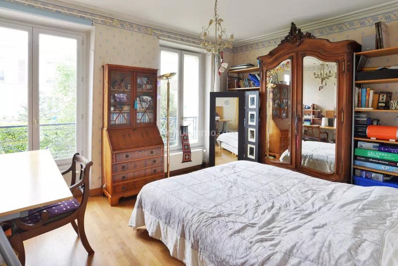 Maison - 207 m² - 8 pièces