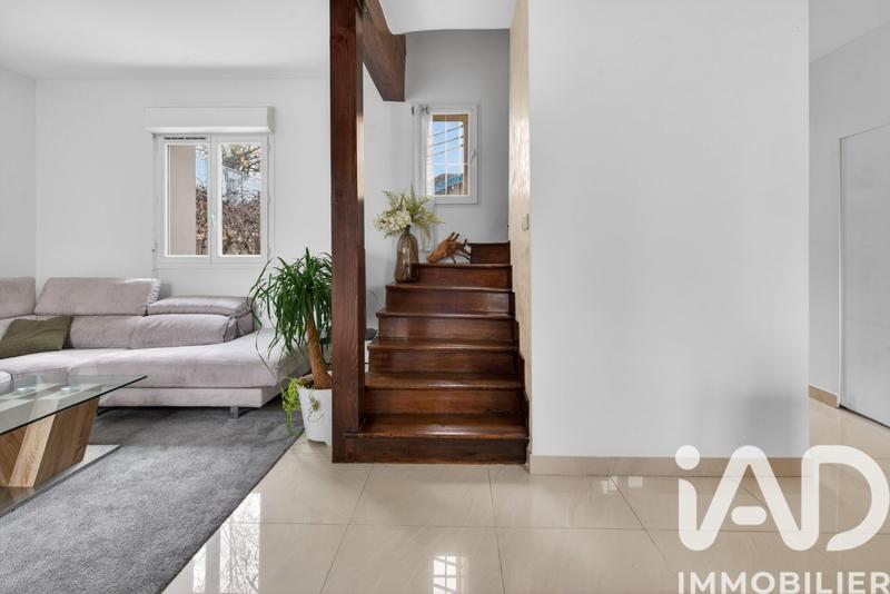 Maison - 150 m² - 7 pièces