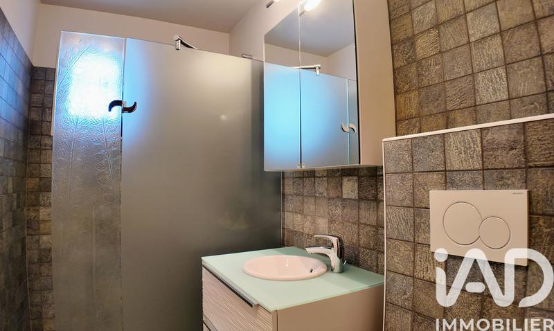 Maison - 180 m² - 8 pièces