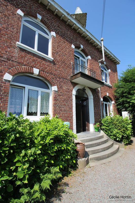 Maison - 120 m² - 5 pièces