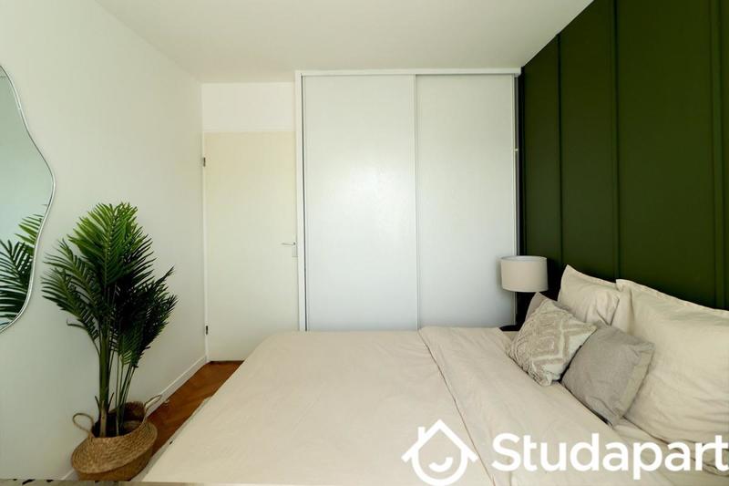 Chambre - 12 m² - 1 pièce