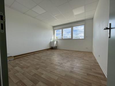 Bureau - 15 m² - 1 pièce