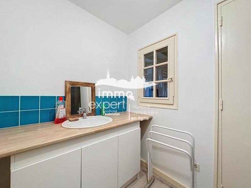 Maison - 211 m² - 6 pièces