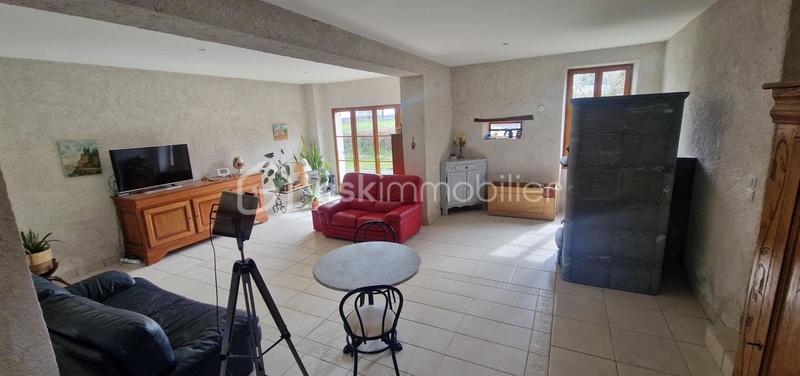 Longère - 275 m² - 9 pièces