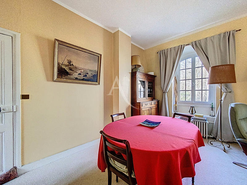 Appartement - 90 m² - 4 pièces