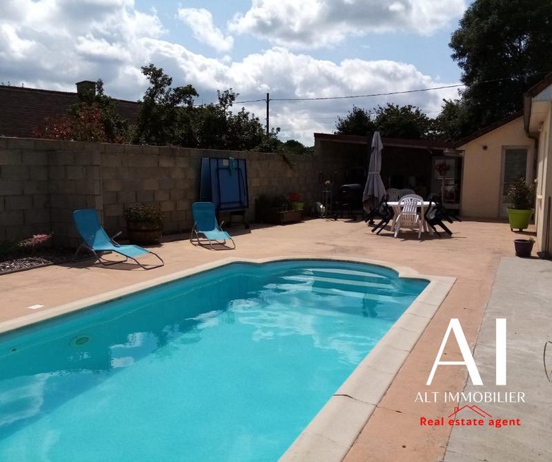 Maison ancienne - 187 m² - 6 pièces