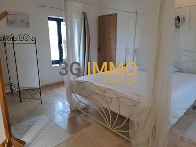 Corps de ferme - 198 m² - 9 pièces