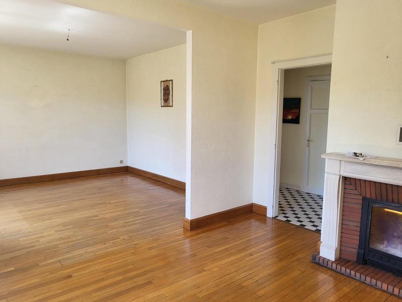 Maison - 142 m² - 7 pièces