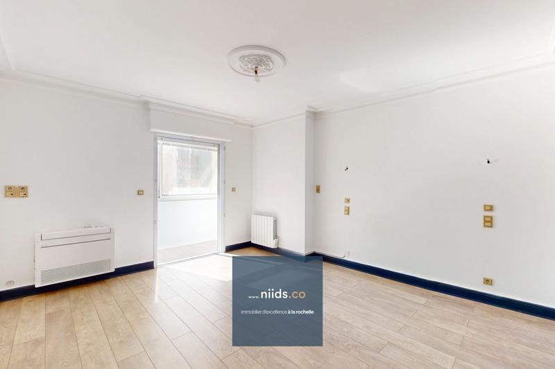 Appartement - 165 m² - 5 pièces