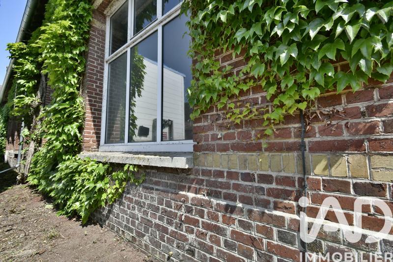 Maison - 650 m² - 5 pièces