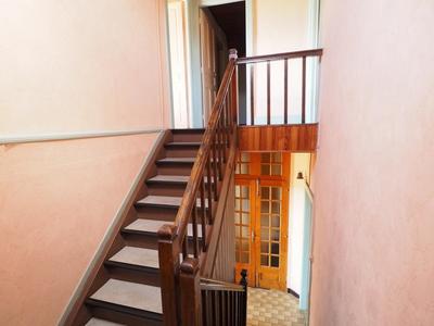 Maison - 147 m² - 8 pièces