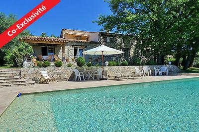 Mas - 250 m² - 8 pièces