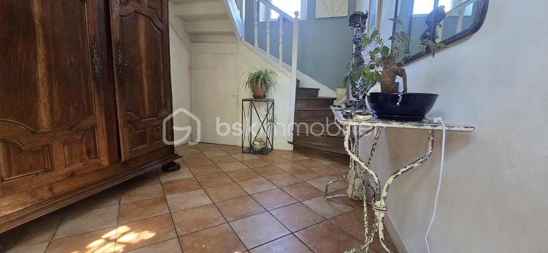 Demeure - 268 m² - 8 pièces