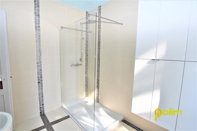 Appartement - 130 m² - 4 pièces