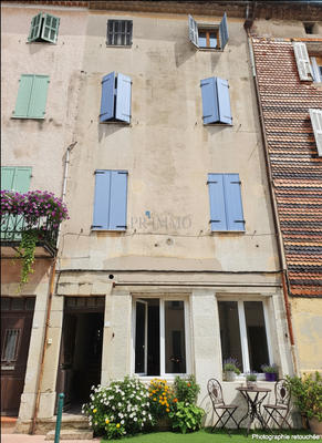 Maison de village - 179 m² - 13 pièces