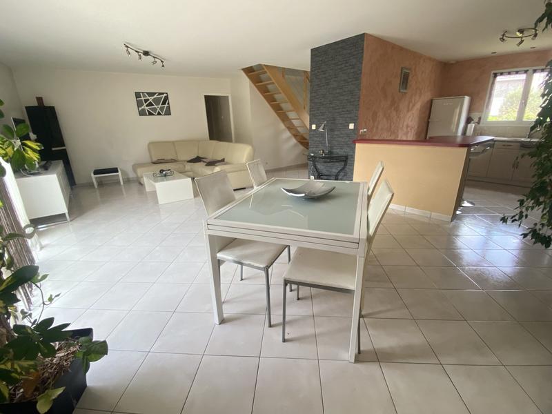 Maison traditionnelle - 124 m² - 6 pièces