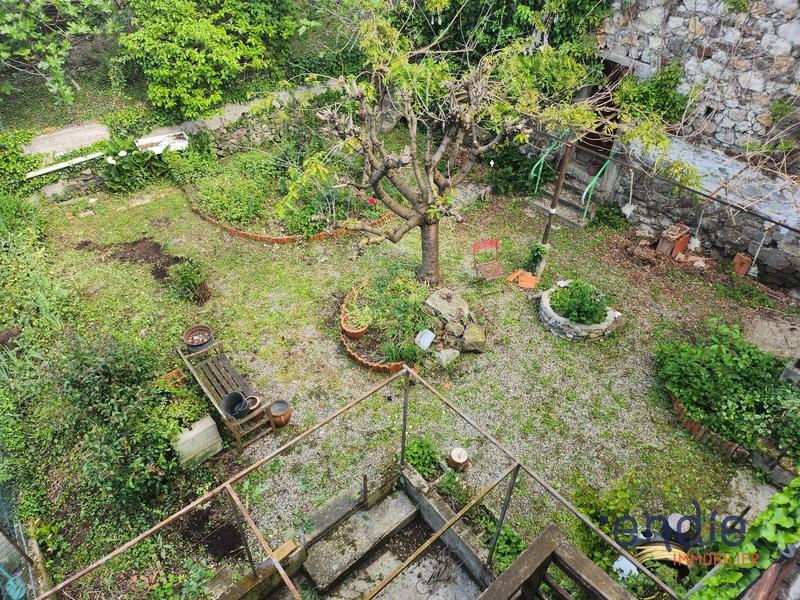 Maison - 186 m² - 8 pièces