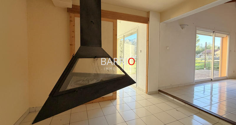 Maison traditionnelle - 155 m² - 5 pièces